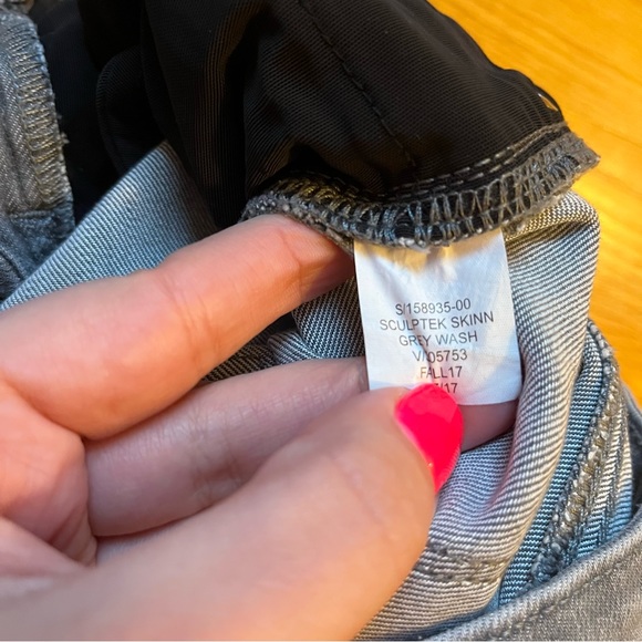 Athleta Sculptek Skinny Jeans Gray Wash size 6 - Picture 9 of 9